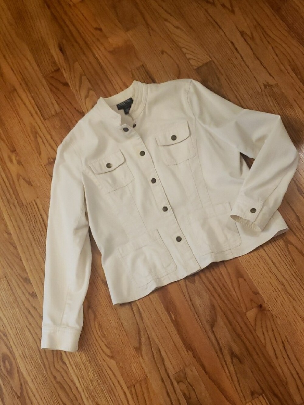 Jones New York Cream Utility Snap-Front Jacket Size: LP
